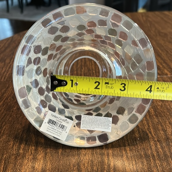 Yankee Candle Mosaic Shade Topper fits large candle - Picture 8 of 8